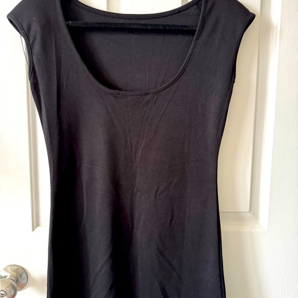 Kische Tunic/Top, S, Black, Brass Bling on Shoulders, boat neck Front, NWOT - Picture 3 of 12